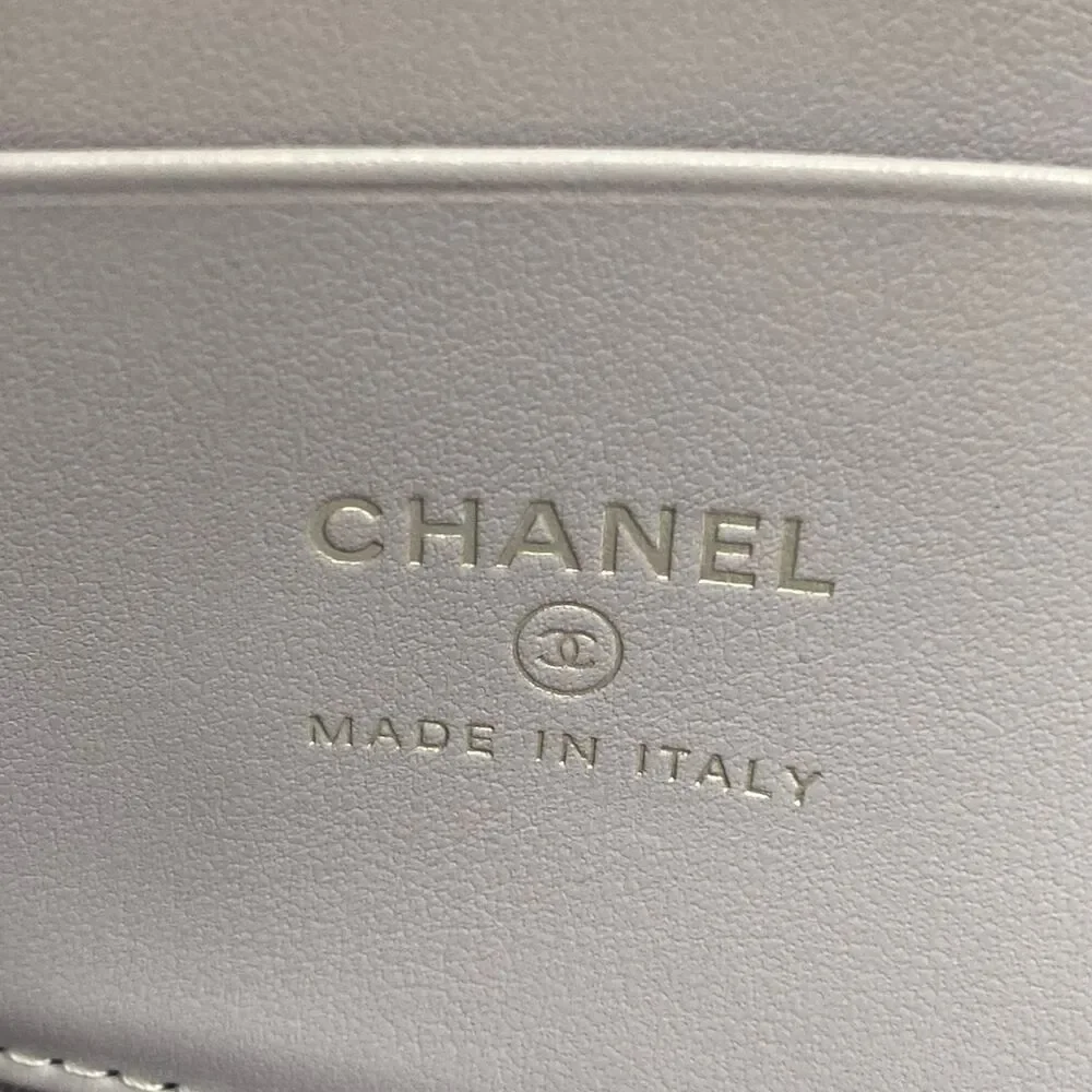 Chanel matelasse coin